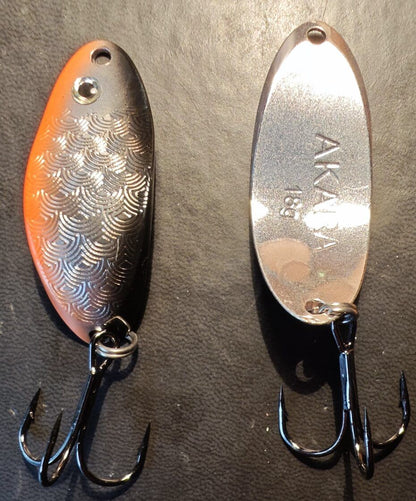 Top1 Spožo Taimiņu šūpiņš Akara - 18g ar āķi spožajiem