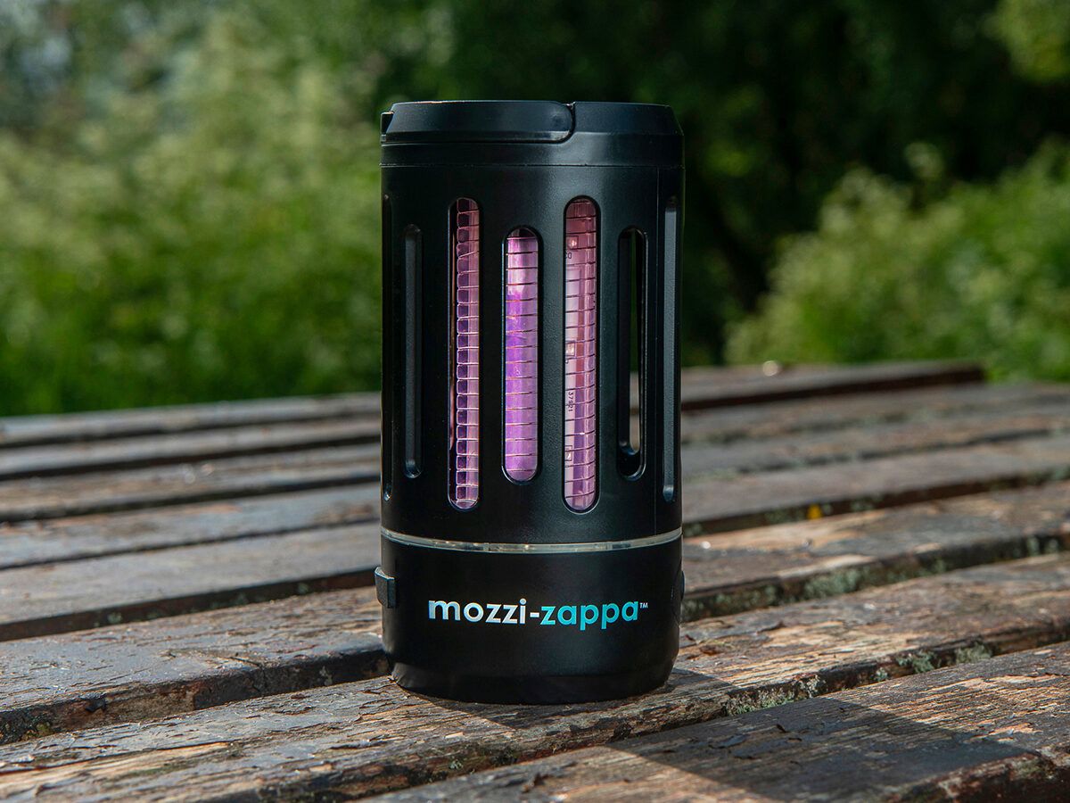 WOLF Mozzi Zappa kukaiņu/odu iznīcinātājs un Lampa divi vienā